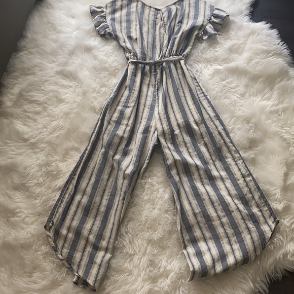 Never worn!    Blue and white striped romper - Picture 8 of 8